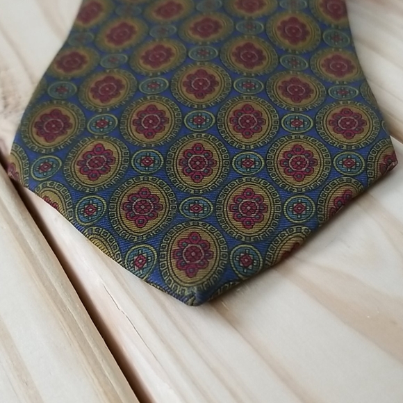 GAP Vintage 100% Silk Tie - Picture 2 of 7